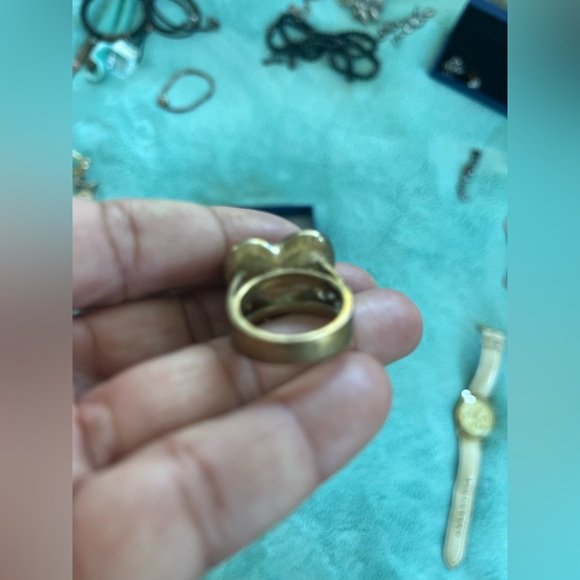 DIOR VINTAGE ENAMEL CANNAGE HEART COCKTAIL RING - Picture 7 of 8